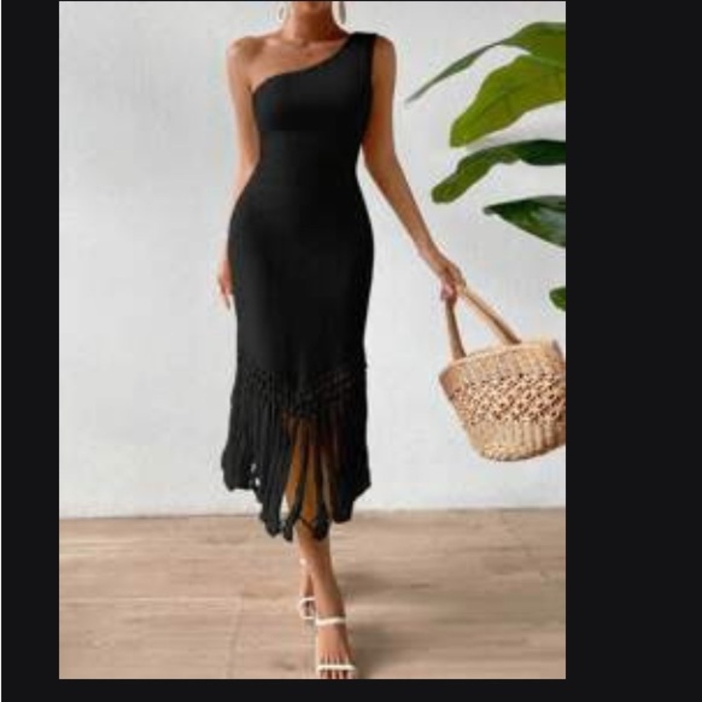 SHEIN Elegant Black One-Shoulder Dress